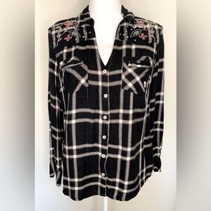 Vintage America Button Down V-Neck Shirt Small Floral Embroidered Black Women